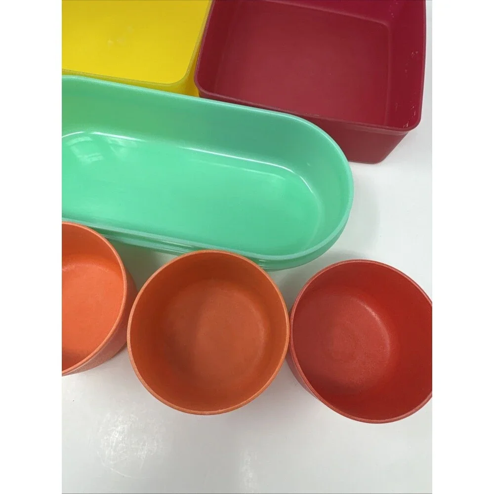 7x Vintage Tupperware Snack Set - 2 square away keeper 4 cups orange red yellow